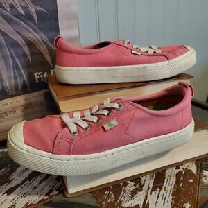 Cariuma OCA Low Pink Lemonade Canvas Sneaker Vegan Sustainable US W7